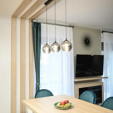 Nekem Fuered Apartment *